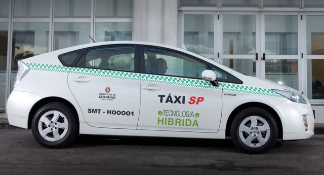 toyota_prius_tecnologia_hibrida_taxi_sao_paulo_brasil