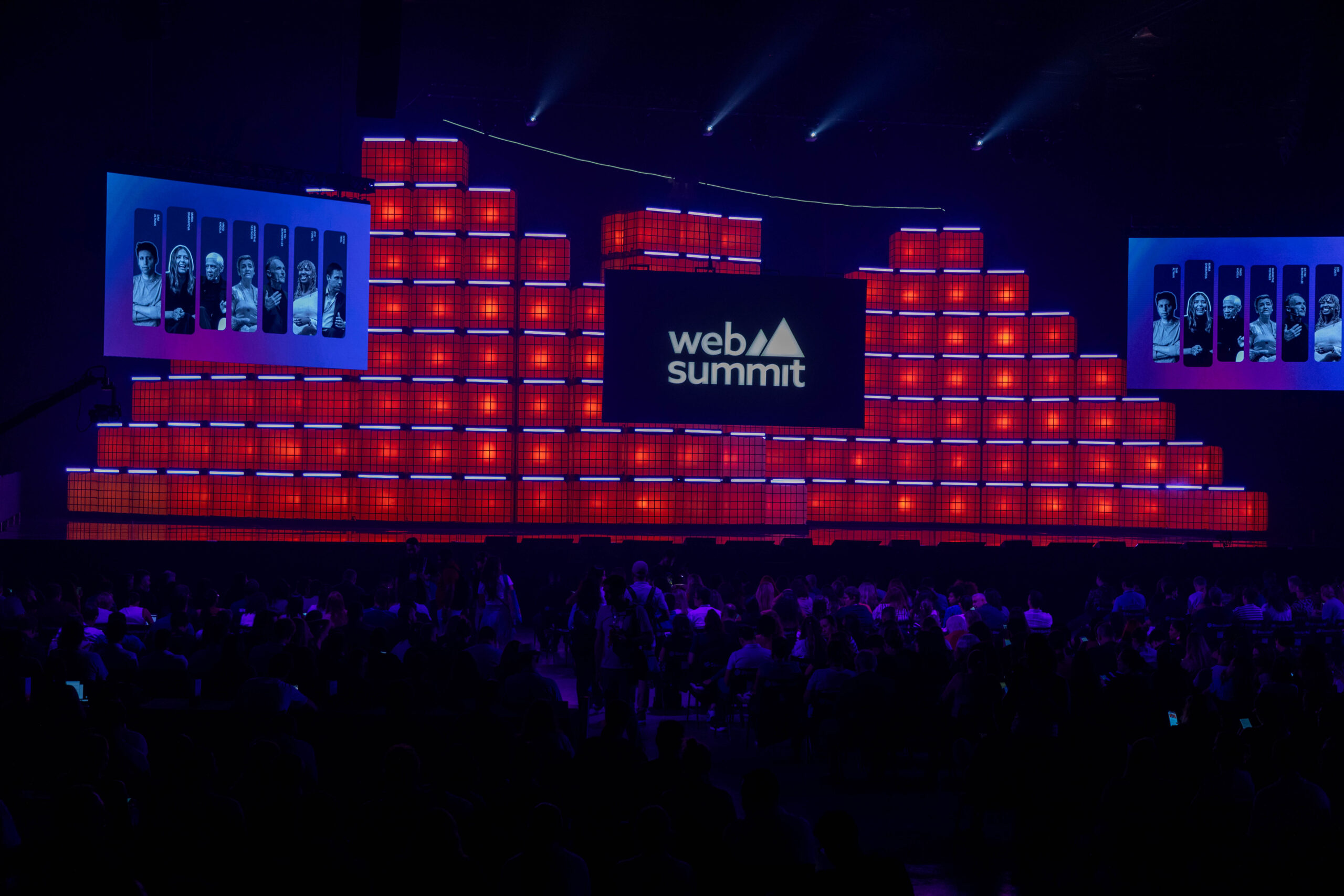 Web Summit Rio 2025 Começa: Zoom Digital Acompanha o Primeiro Dia do Maior Evento de Tecnologia da América Latina